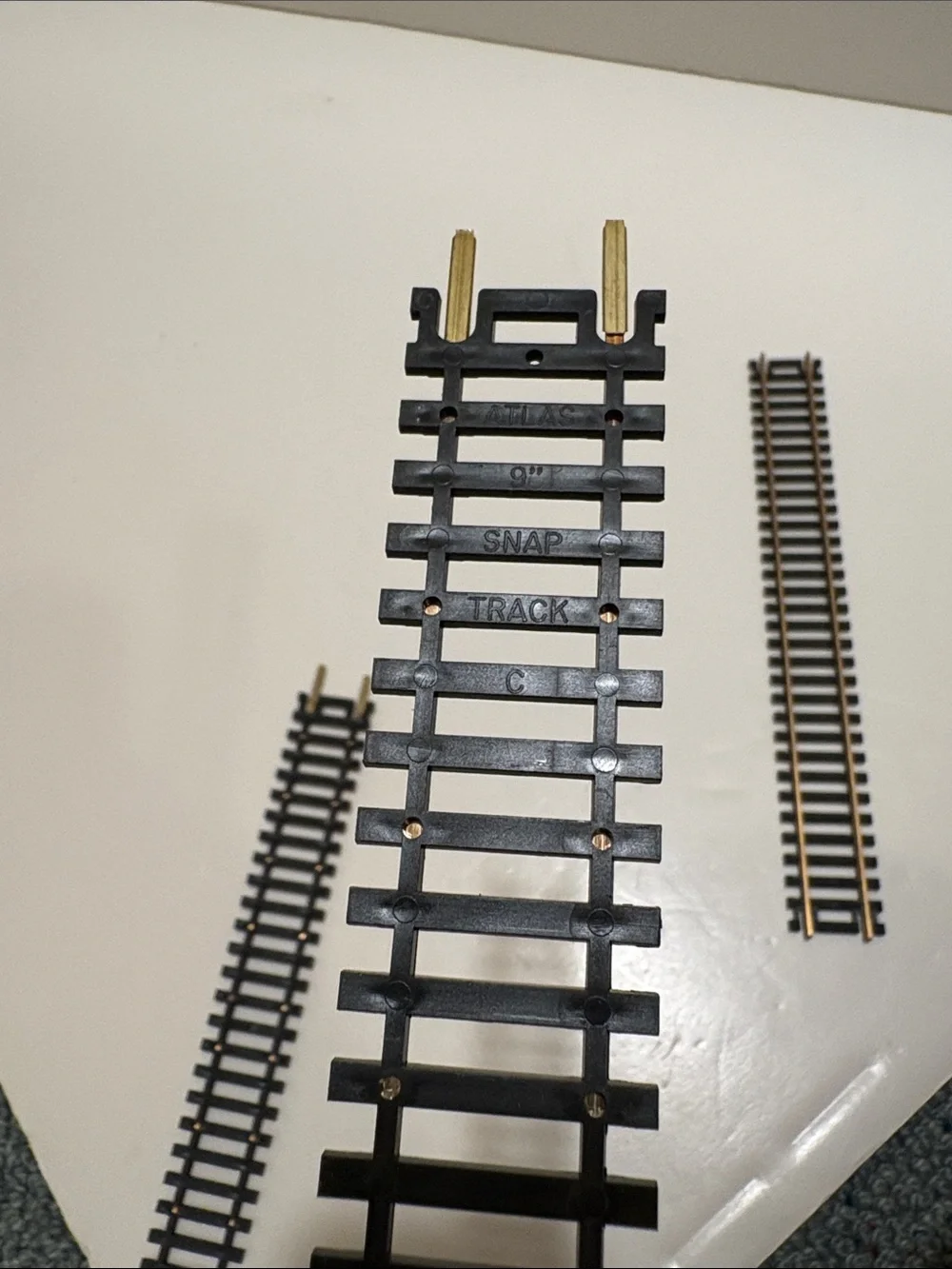 Tyco HO scale train track